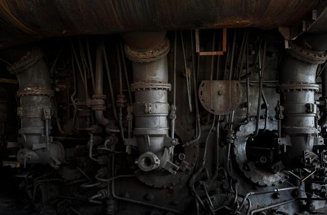 Industrial 18